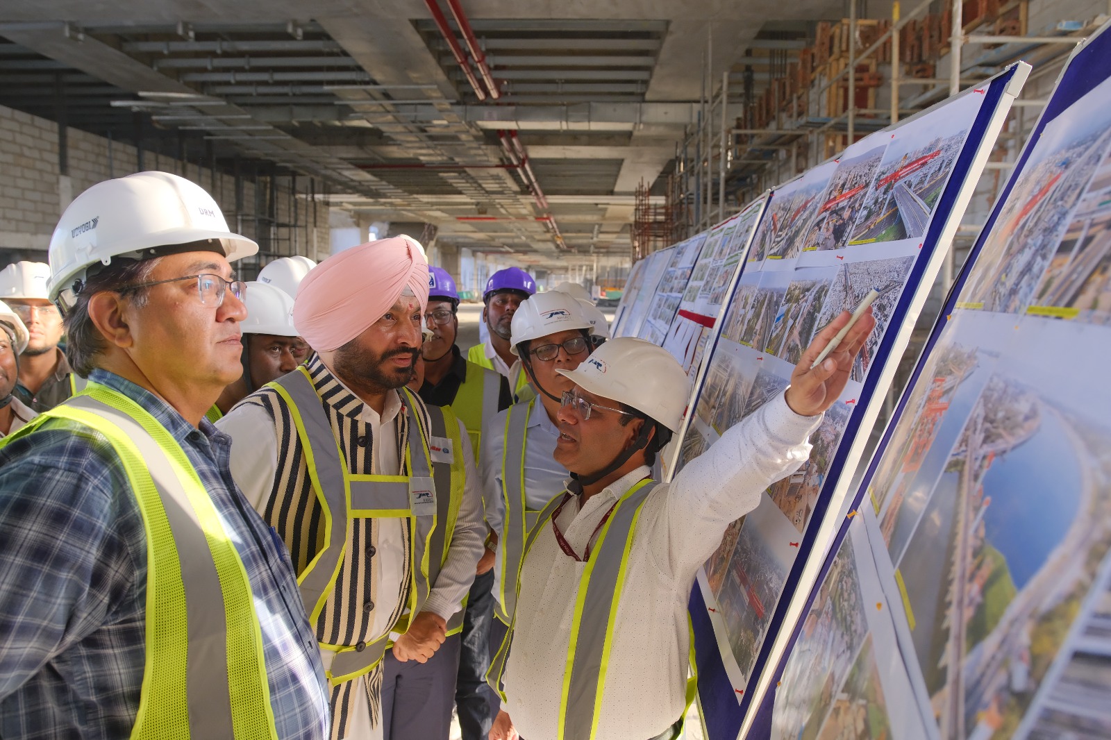 Shri Ravneet Singh Bittu, Minister of State for Railways & Food Processing Industries, visited Ahmedabad Bullet Train station site on 22nd Feb 2025